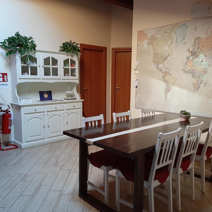 B & B La Casa Di Nuvola 칸투 외부 사진